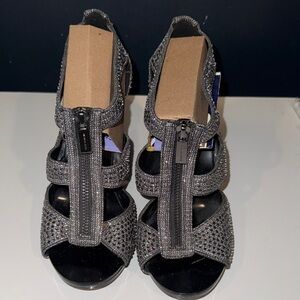 Michael Kors Glittering Silver Heels